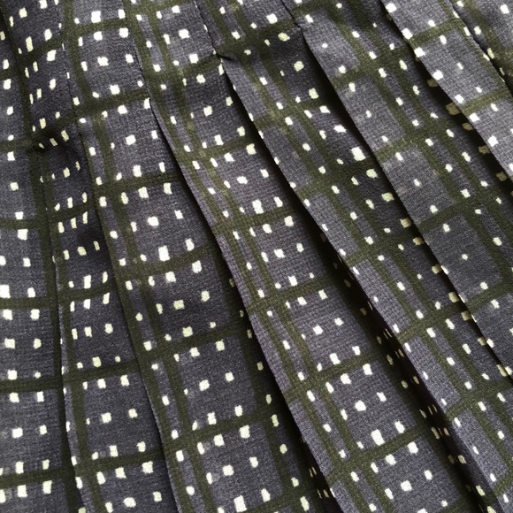 Loft Women’s Lined Pleated Skirt Brand New W/Tags - Picture 3 of 4